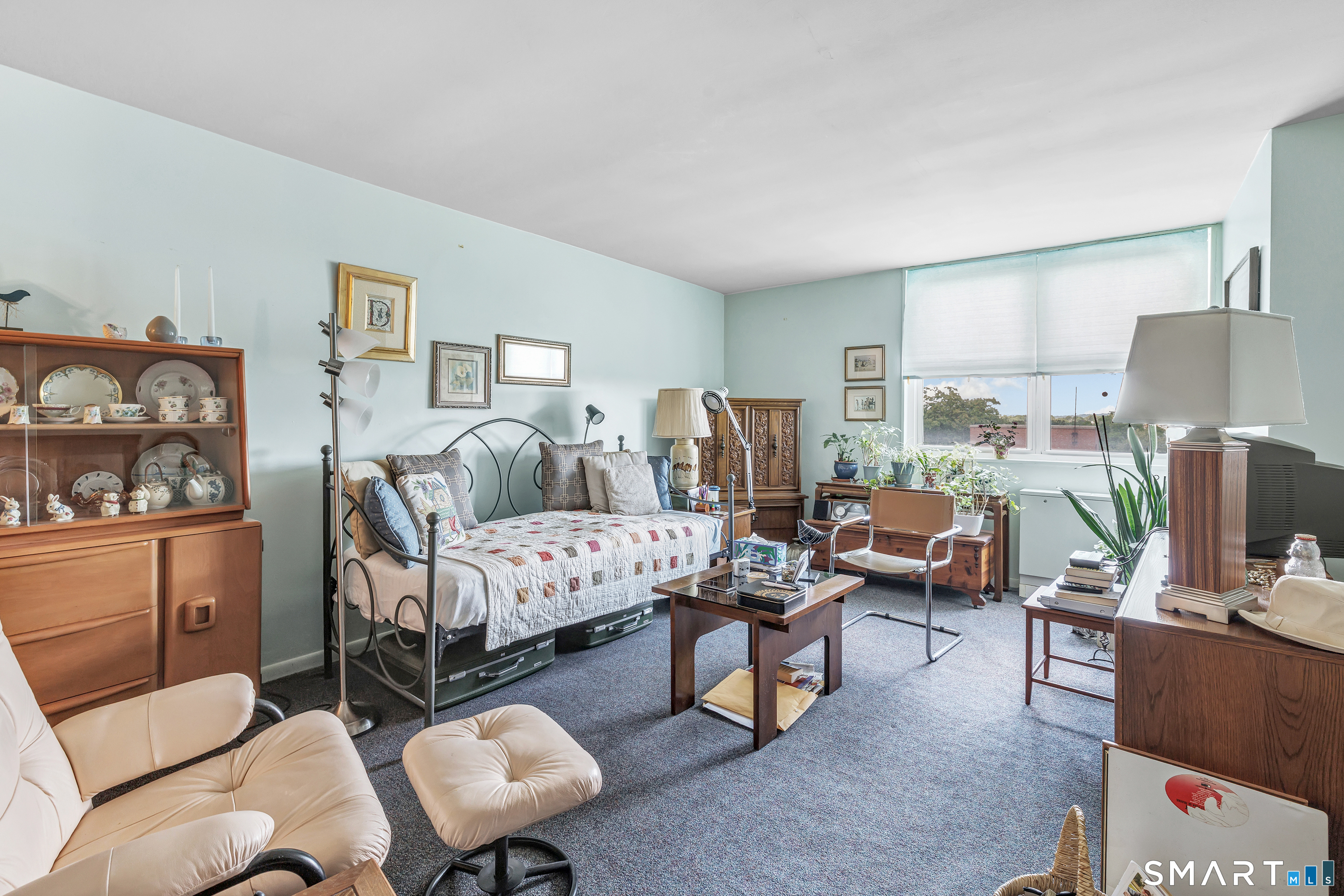 2370 North Avenue Unit: 8D