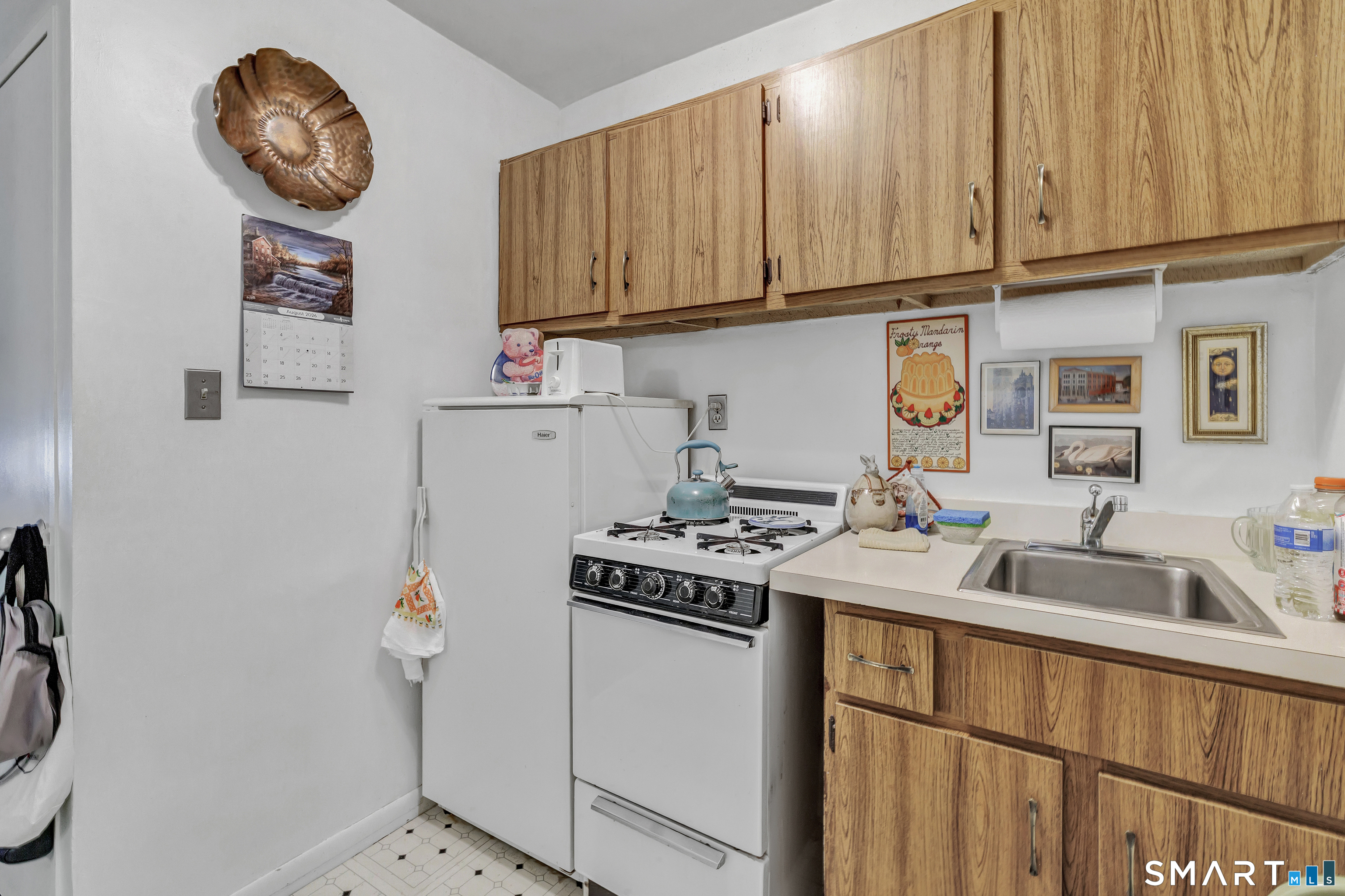 2370 North Avenue Unit: 8D