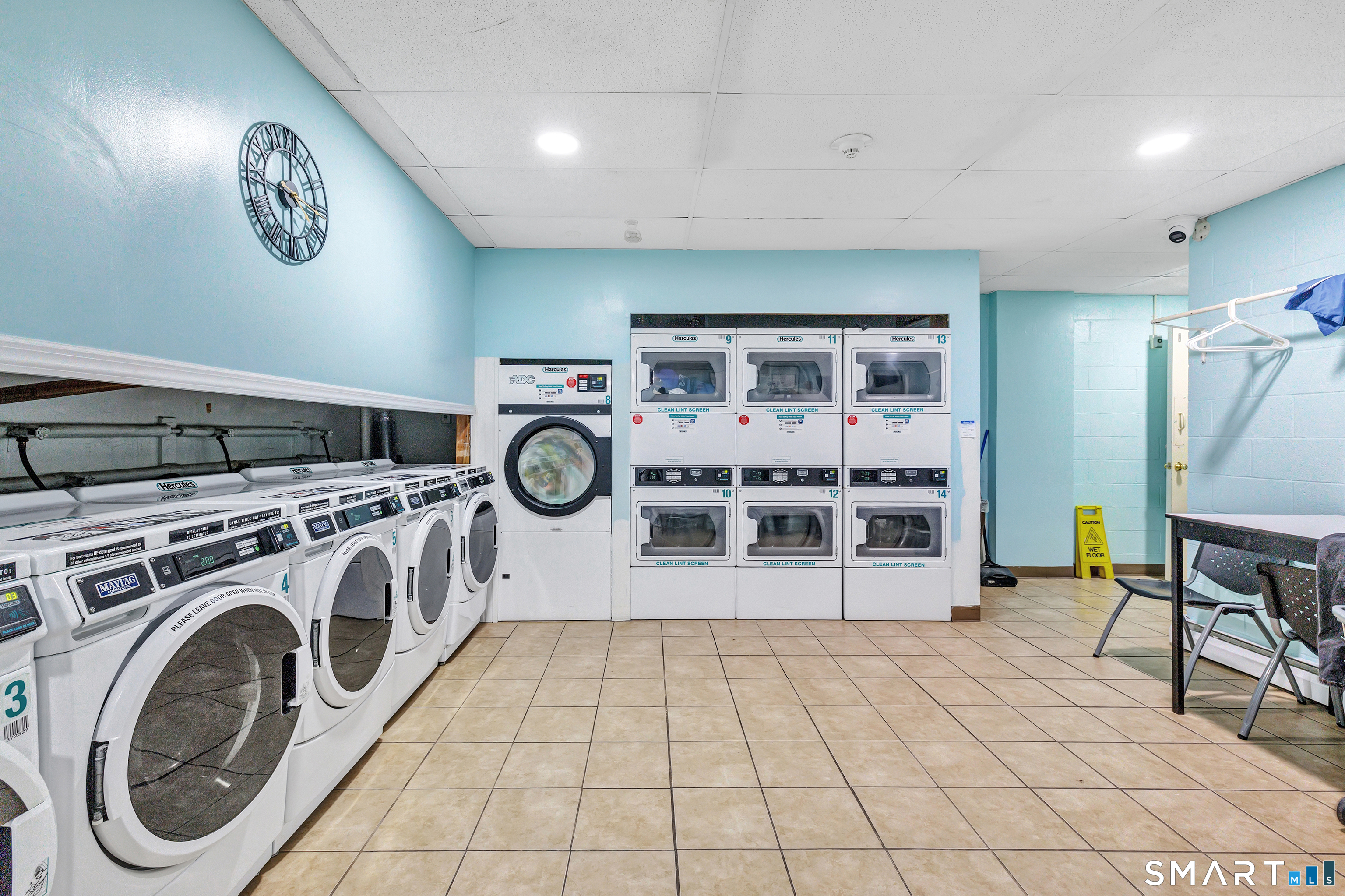 2370 North Avenue Unit: 8D
