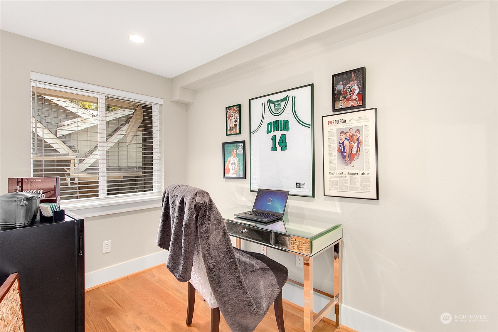 1106 Taylor Avenue N