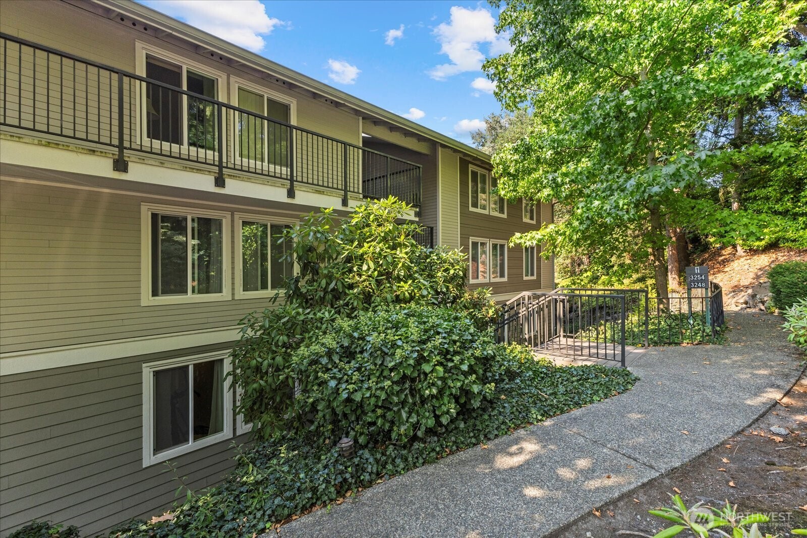 3260 80th Avenue SE Unit: 1