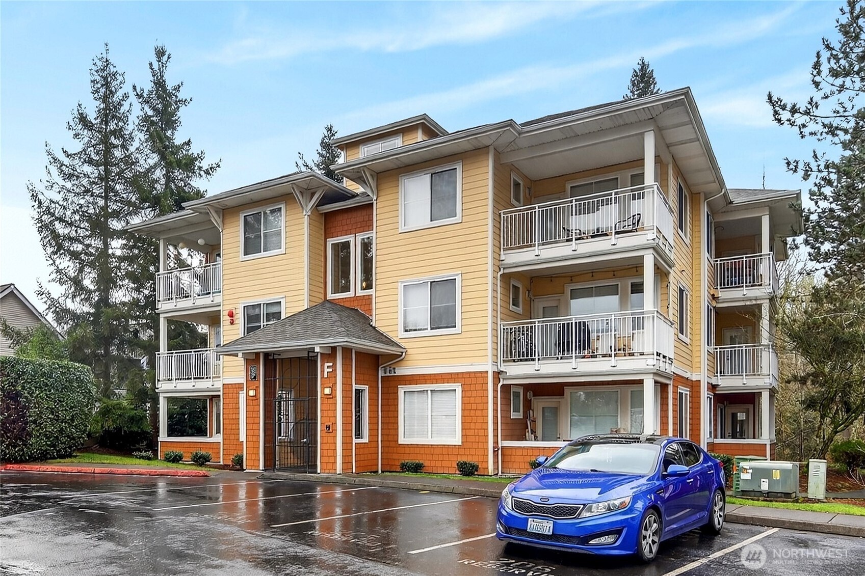 503 225th Lane NE Unit: F101