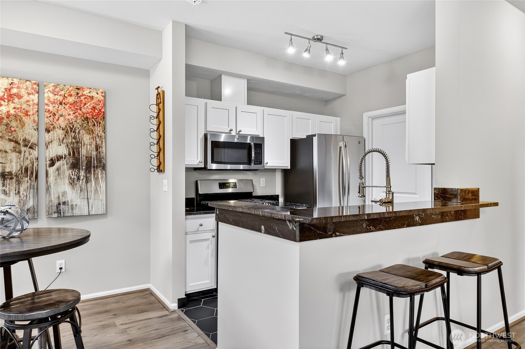 503 225th Lane NE Unit: F101