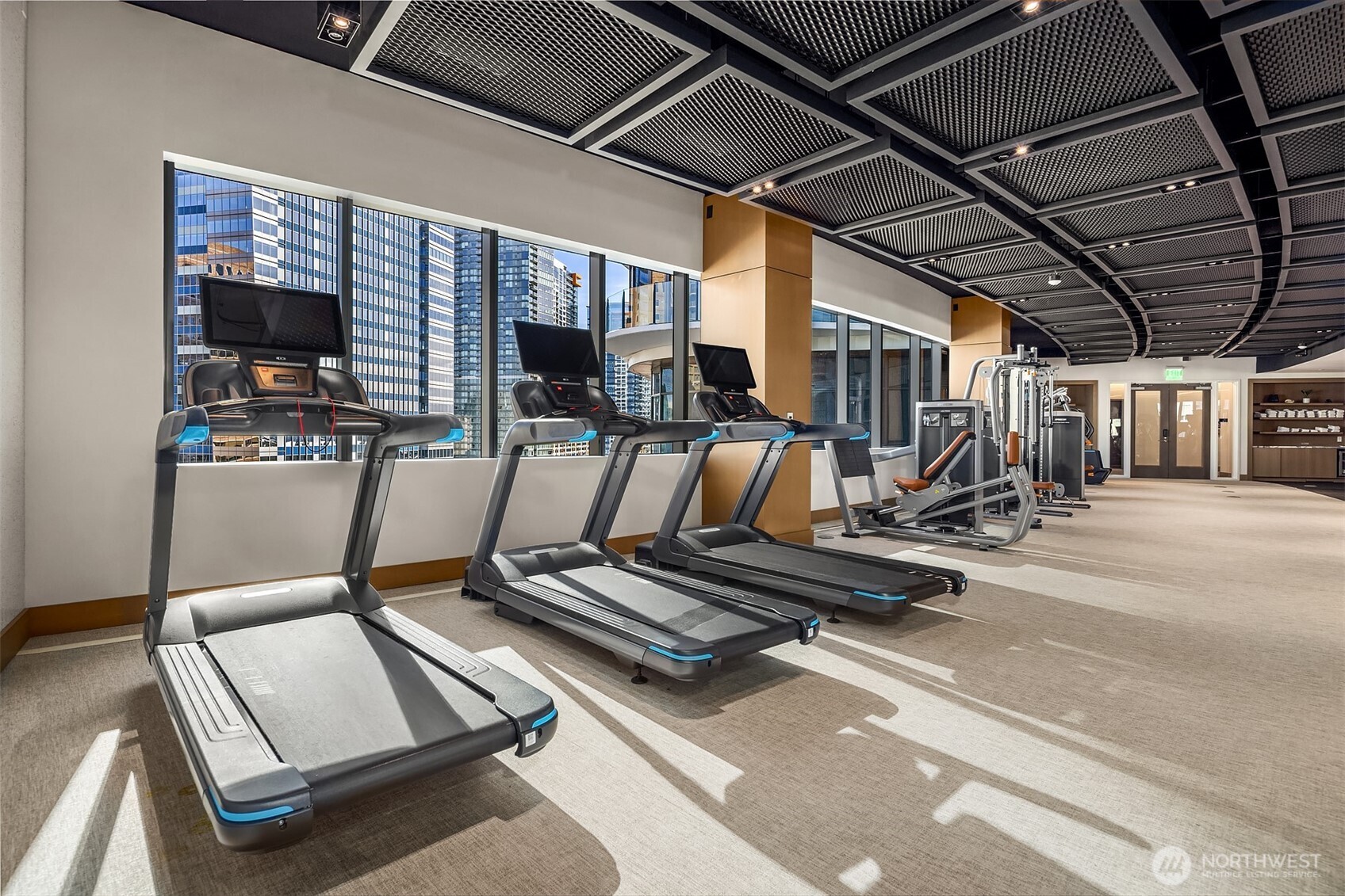 838 Avenue Square NE Unit: 1701