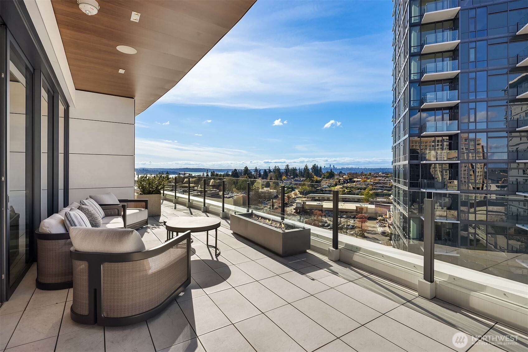 838 Avenue Square NE Unit: 1701