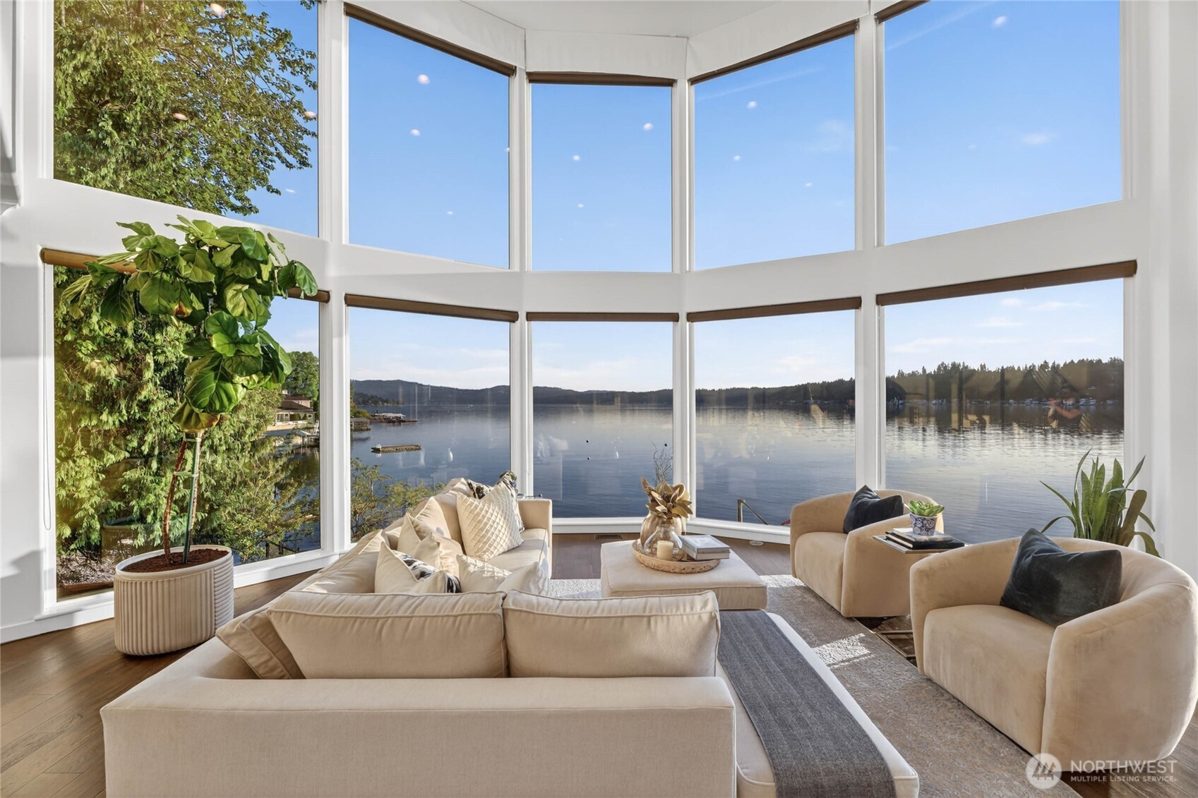 2007 E Lake Sammamish Parkway NE