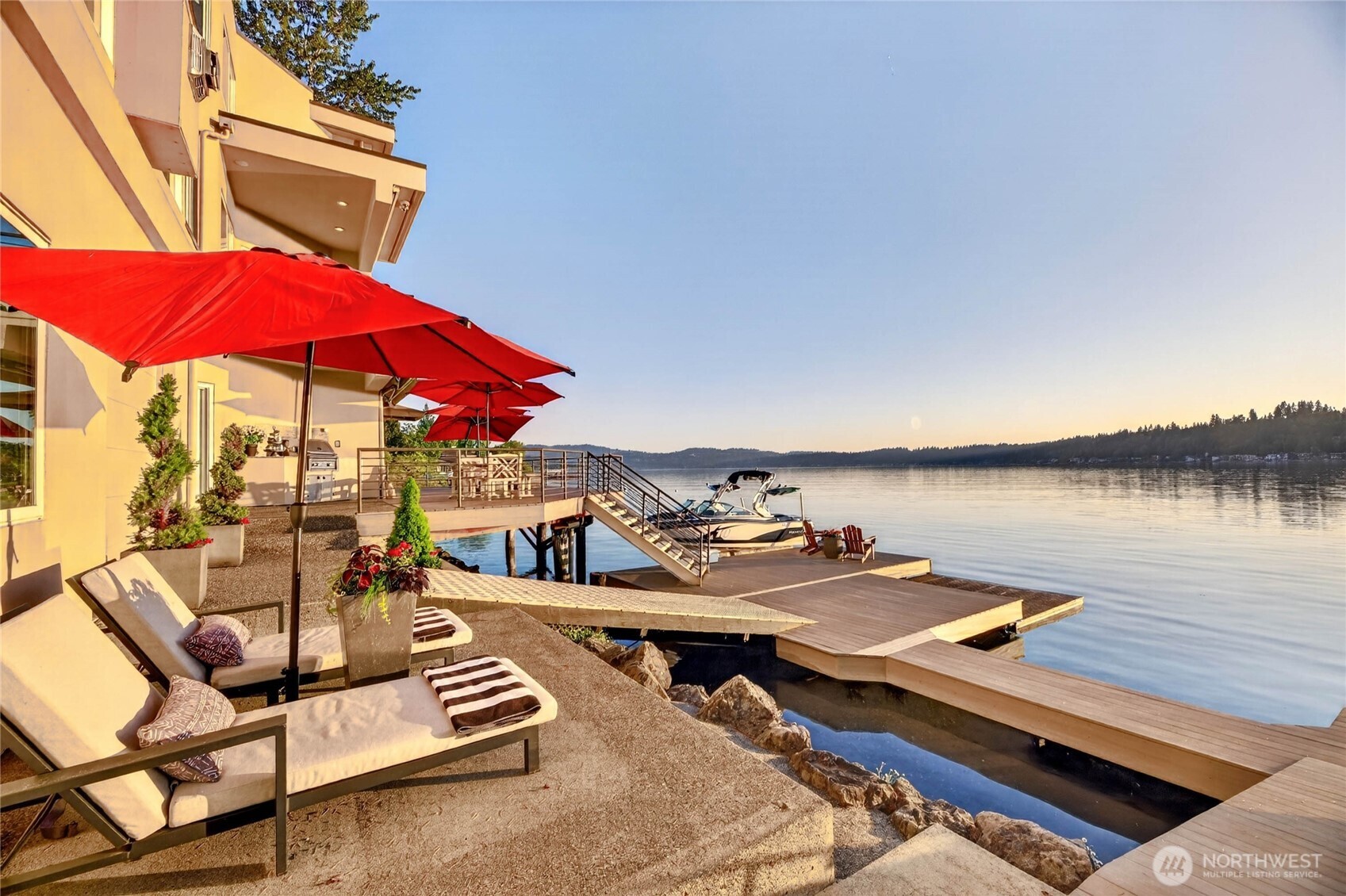 2007 E Lake Sammamish Parkway NE
