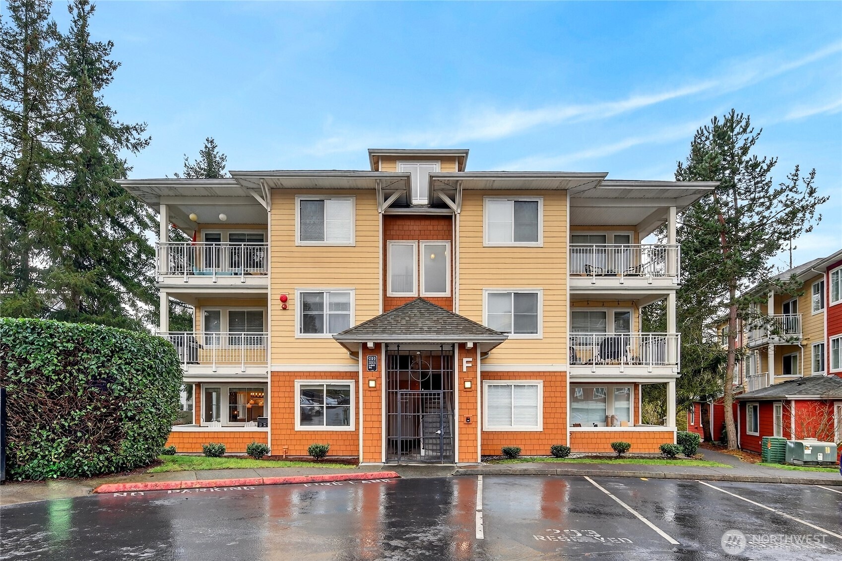 503 225th Lane NE Unit: F101