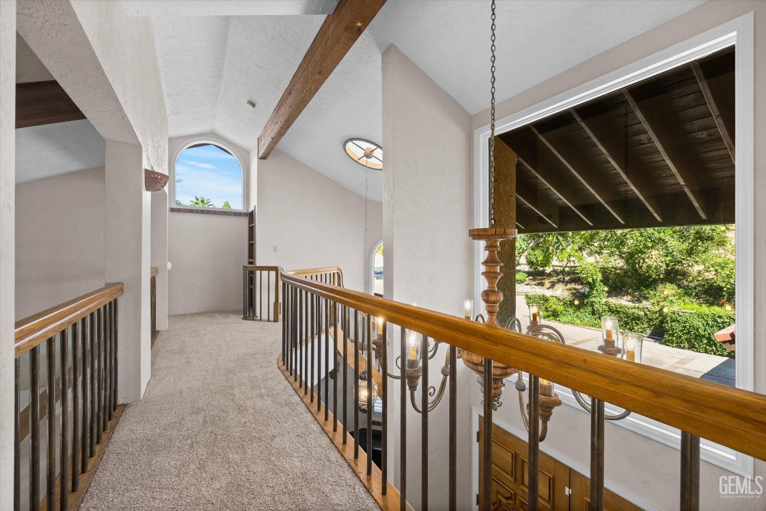 15301 Vista Grande Drive