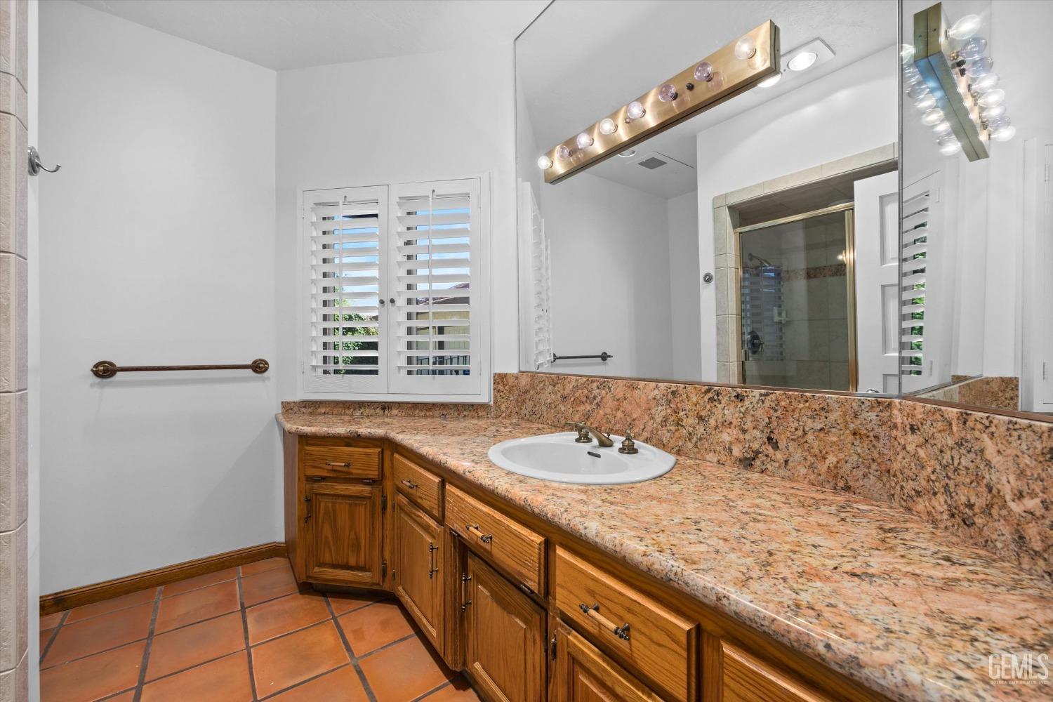 15301 Vista Grande Drive