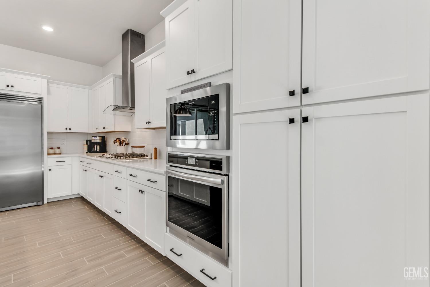 9429 Parkwood Manor Drive
