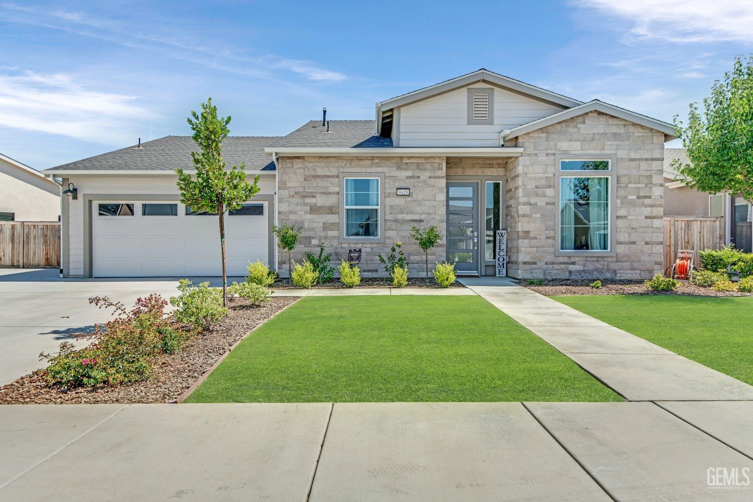 9429 Parkwood Manor Drive