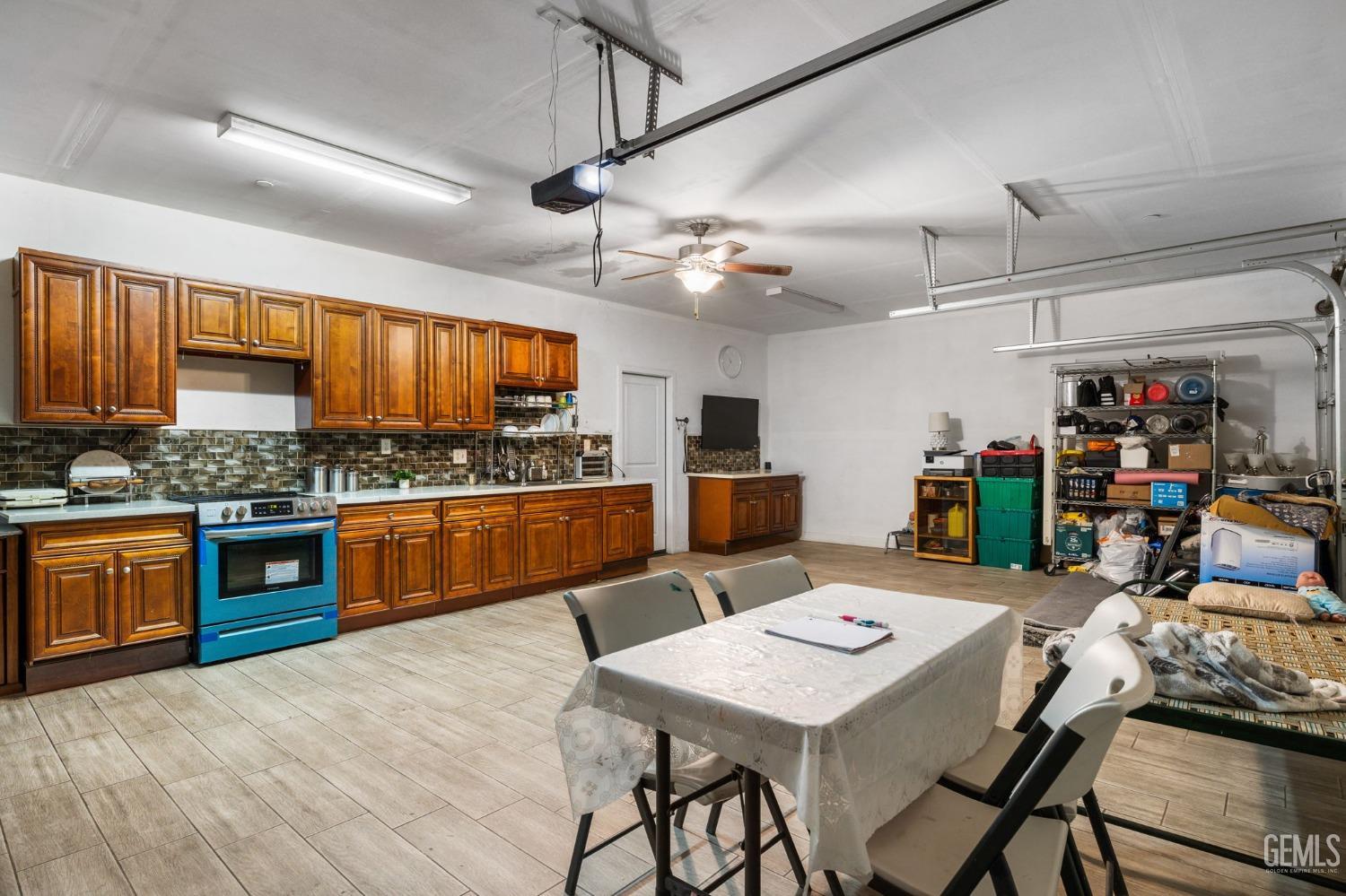 9803 Pocohontas Lane