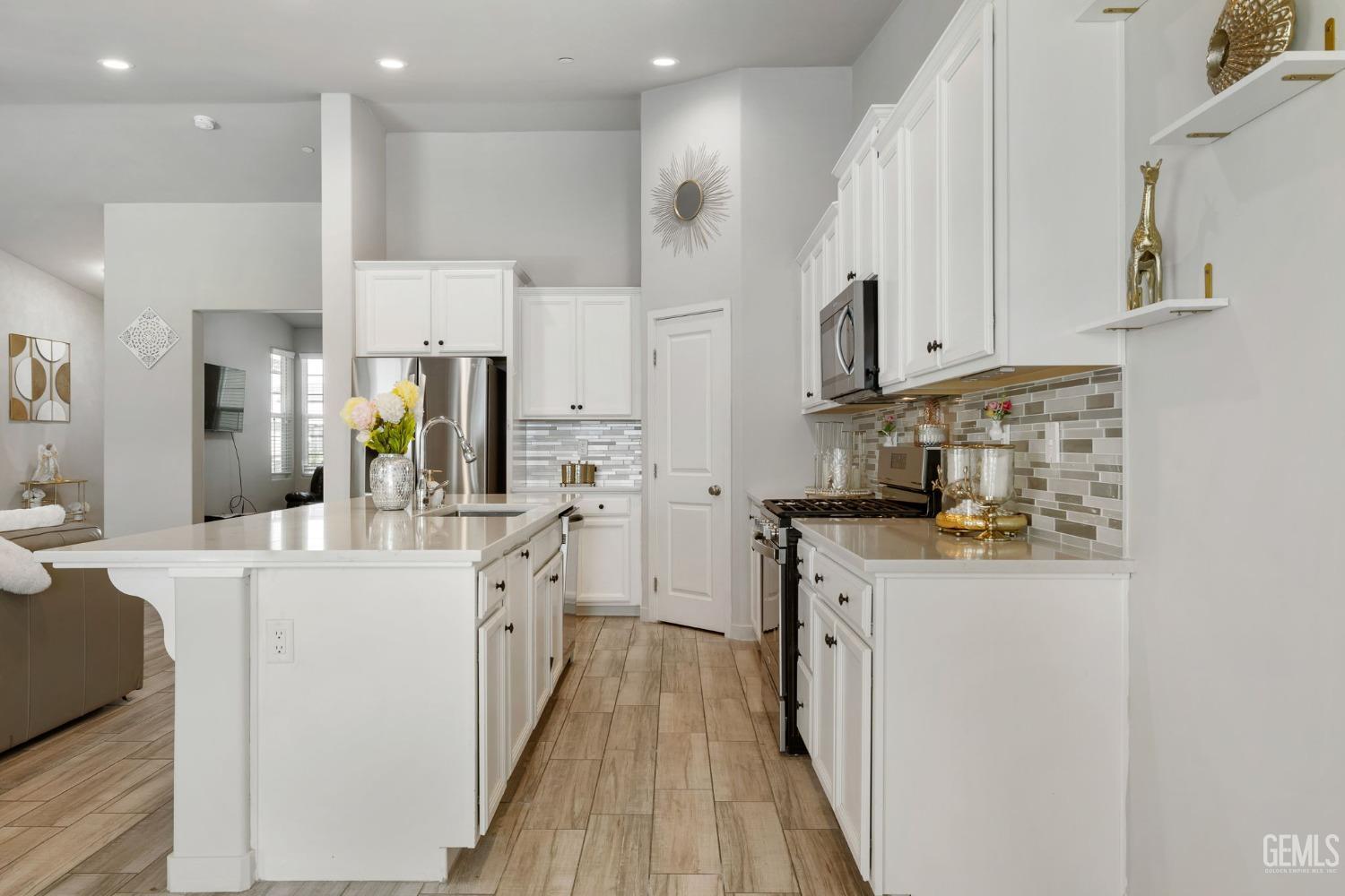 9803 Pocohontas Lane