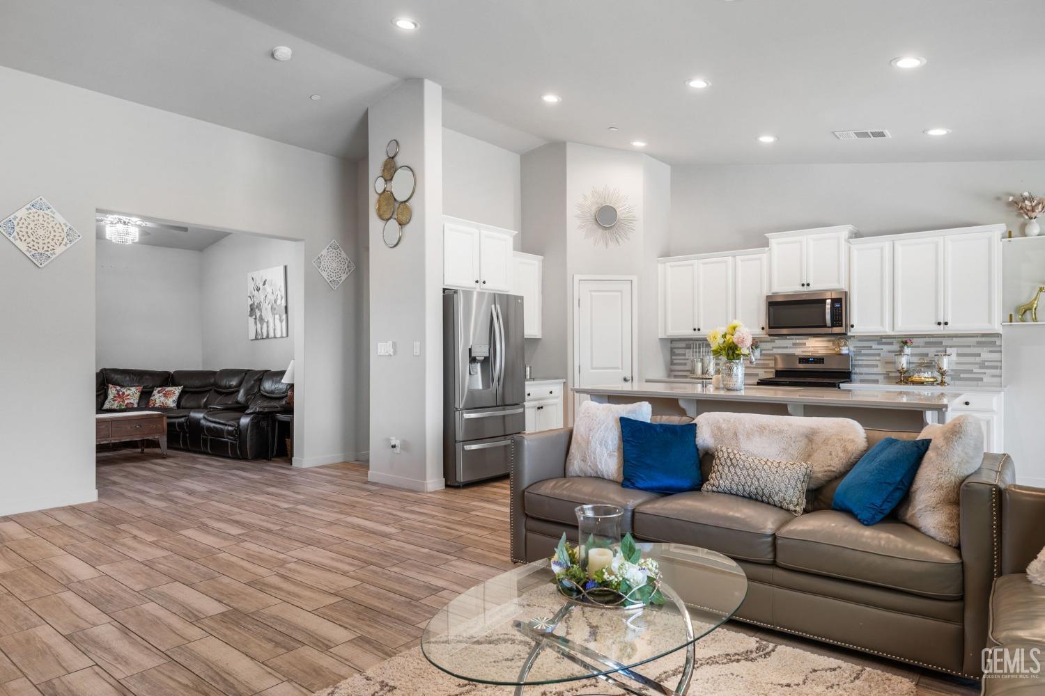 9803 Pocohontas Lane