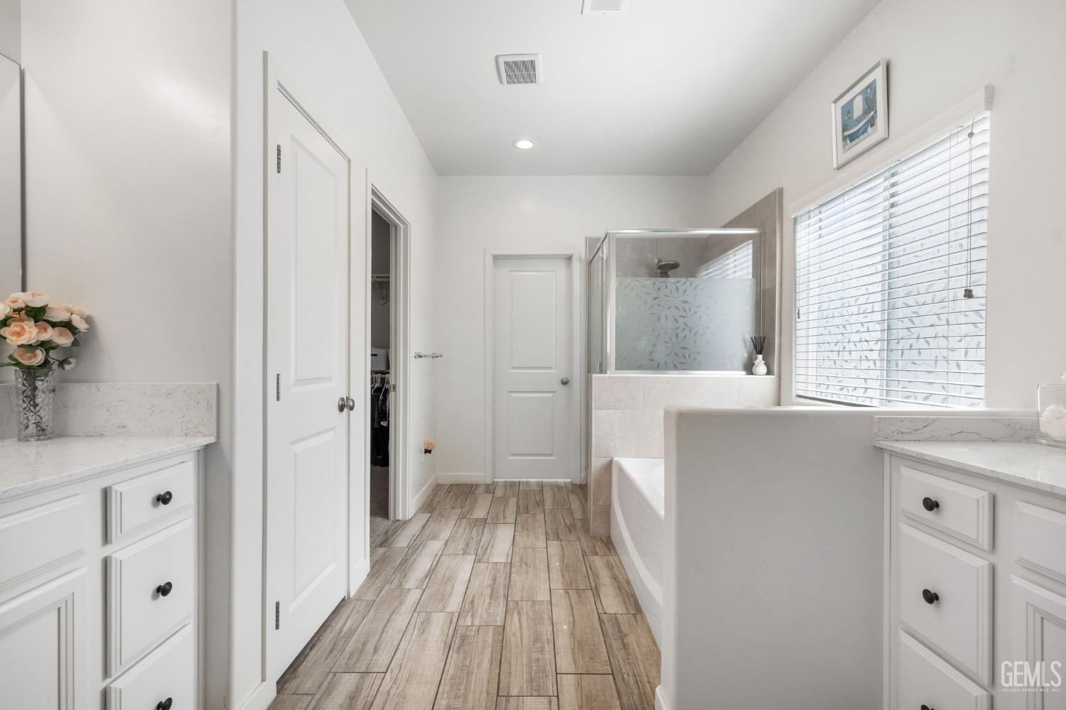 9803 Pocohontas Lane