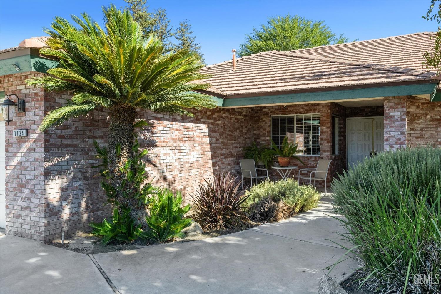 1124 Stub Oak Avenue