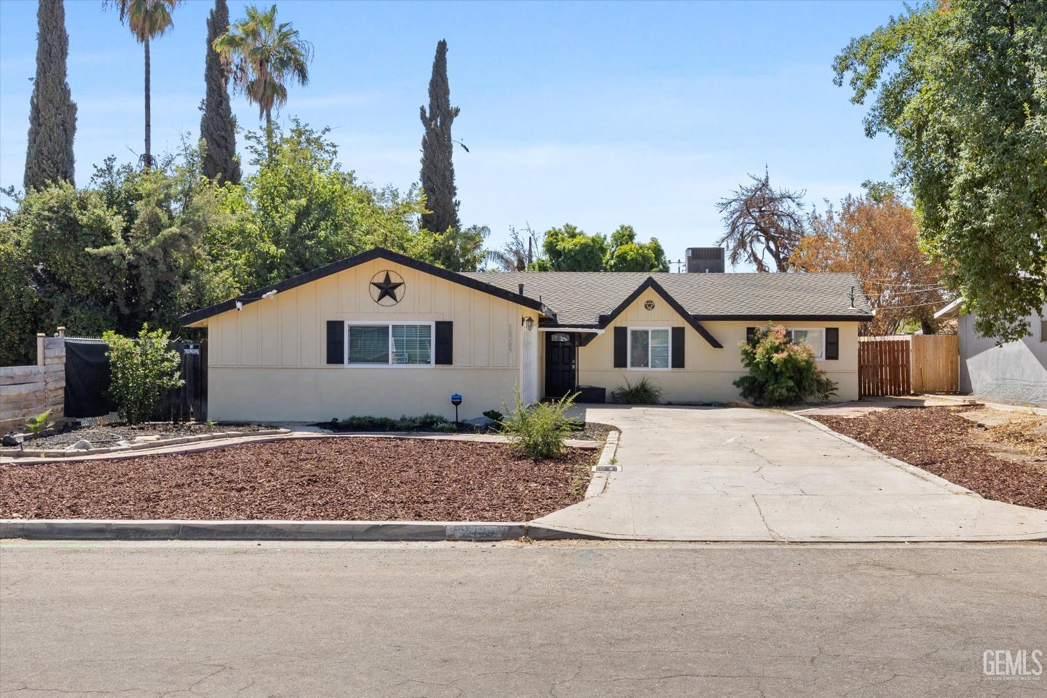 10209 Enger Street