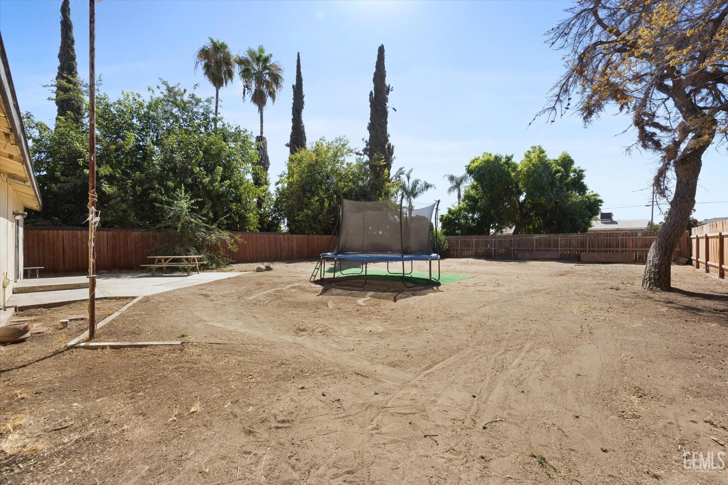 10209 Enger Street