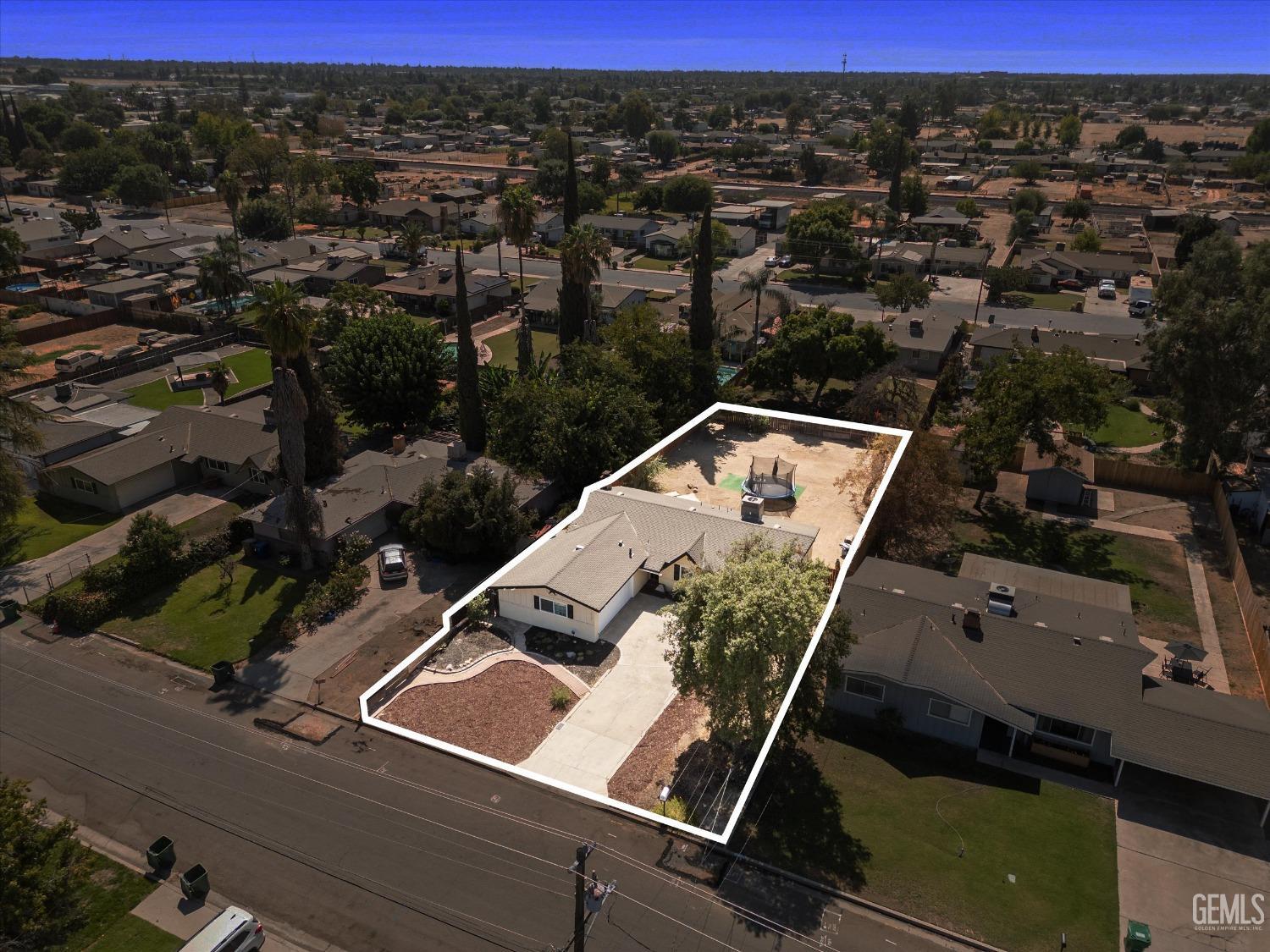 10209 Enger Street