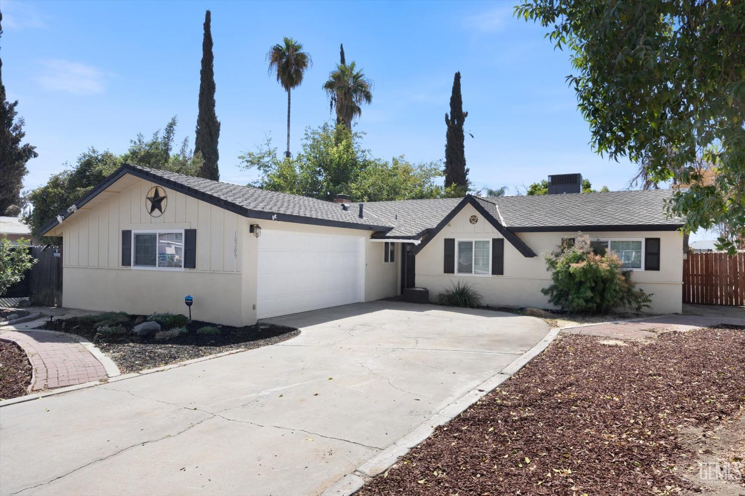10209 Enger Street