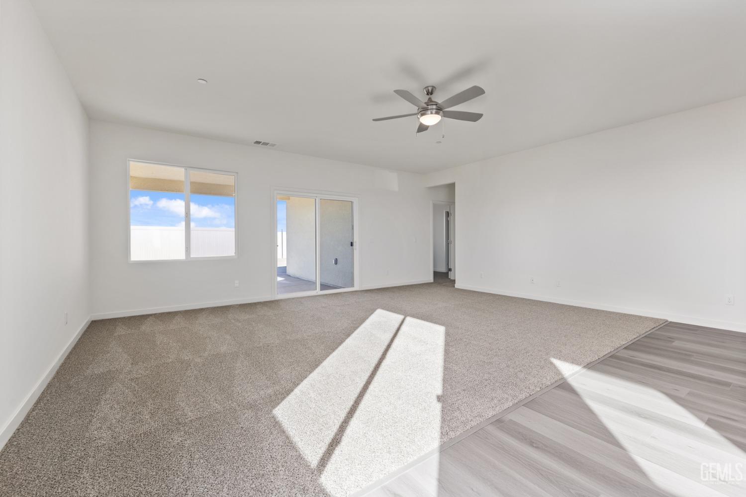 7815 Grapefruit Drive