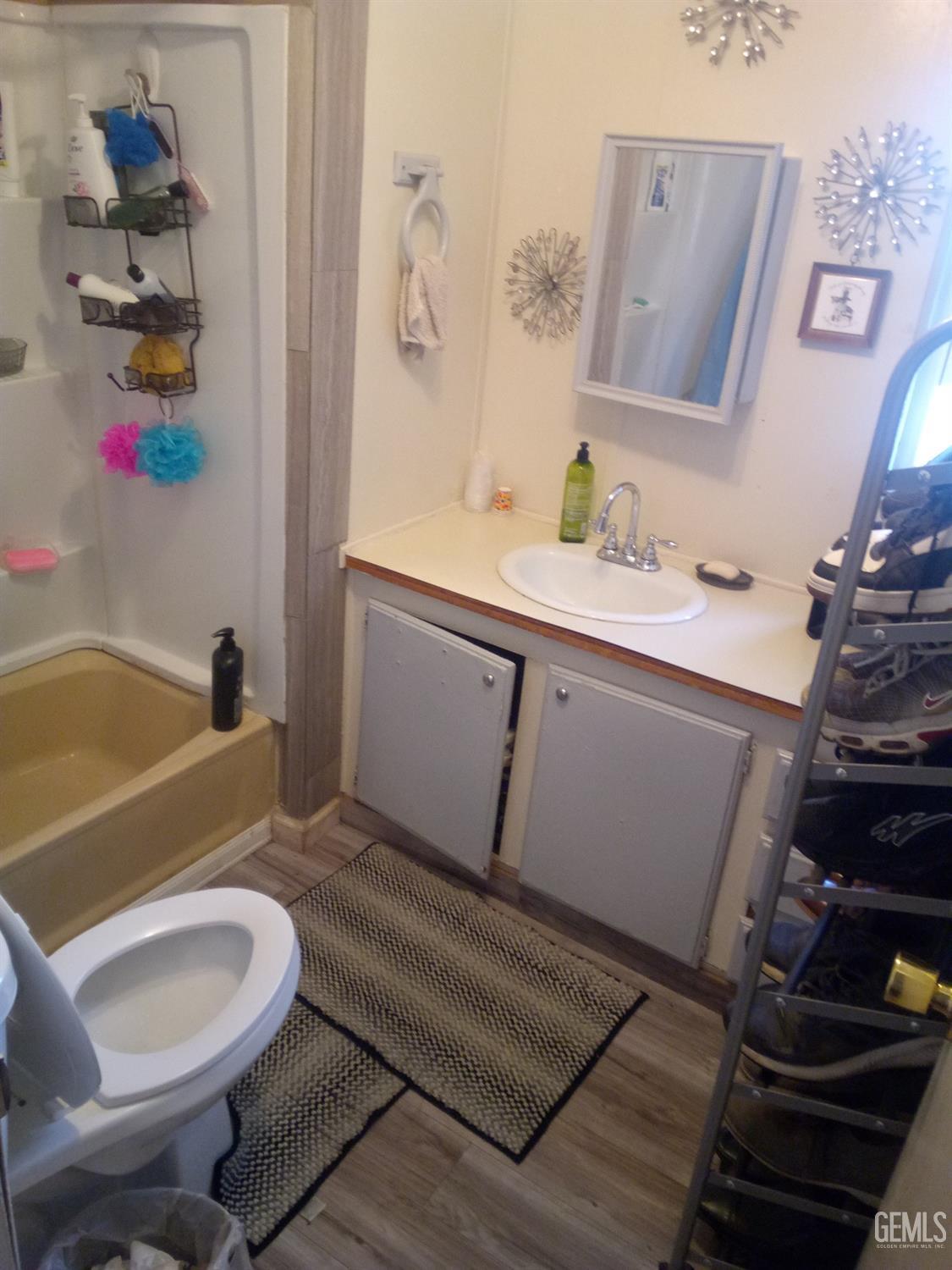 3219 Gulf Street Unit: 25
