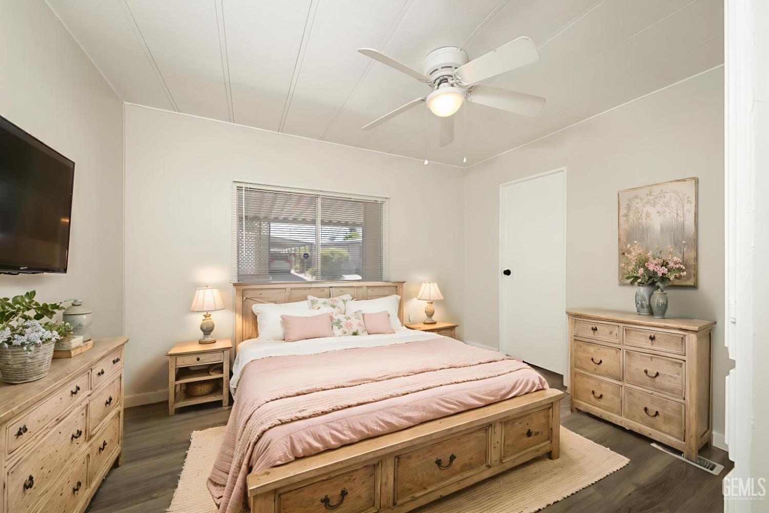 6000 E Brundage Lane Unit: 23