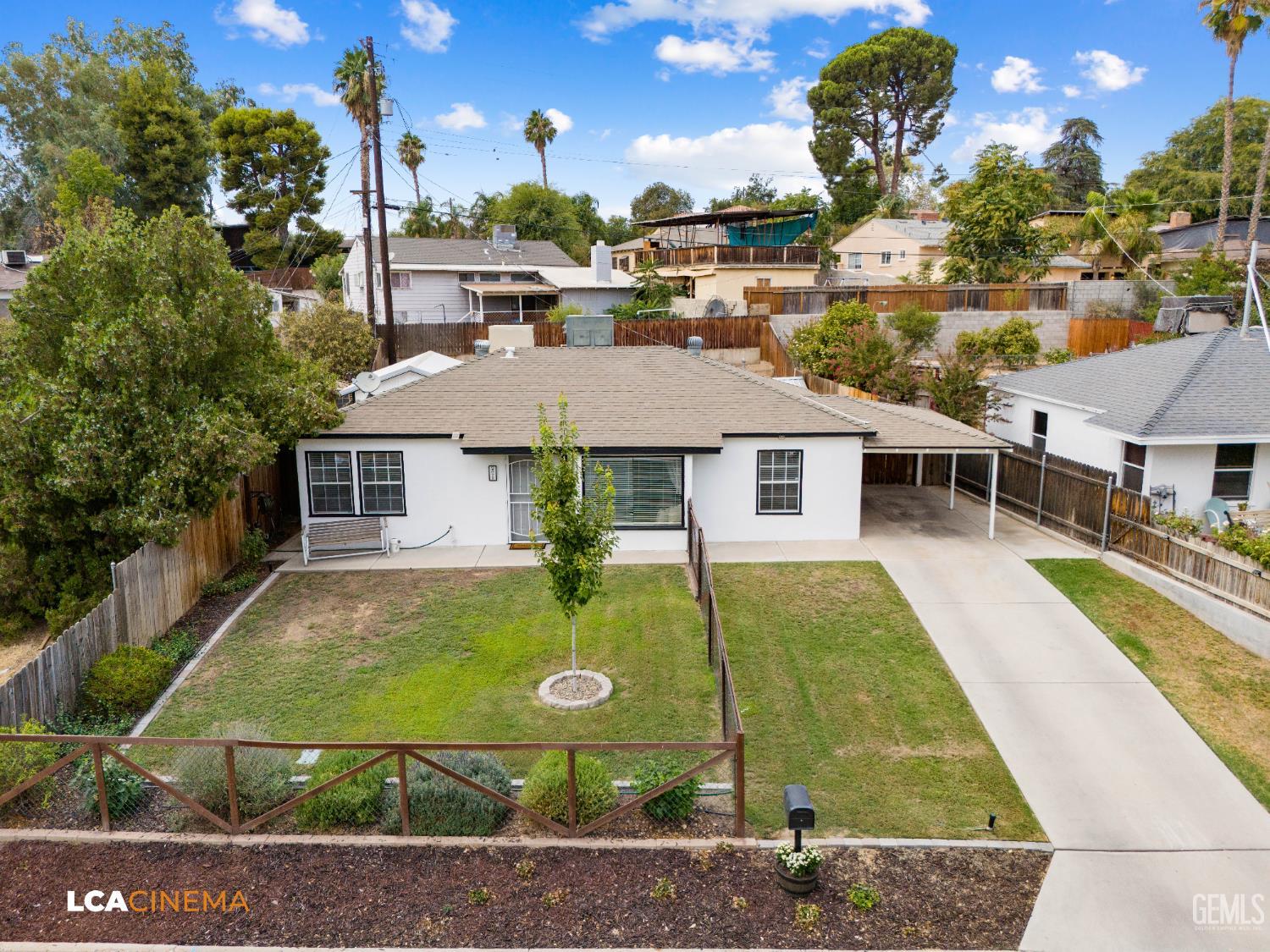 2828 Hawthorne Avenue