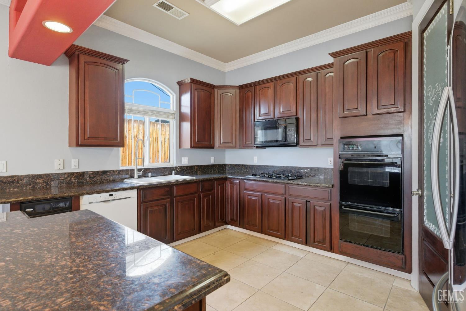 3727 Park Mountain Drive