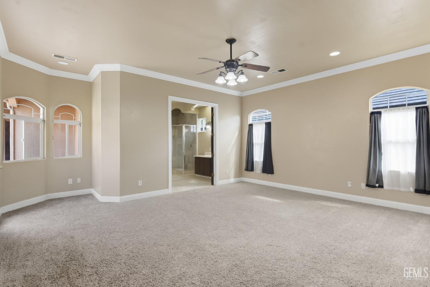 3727 Park Mountain Drive