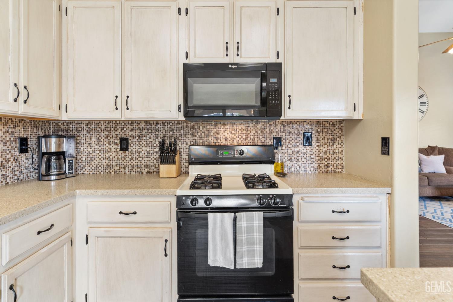 10113 Thistledown Lane