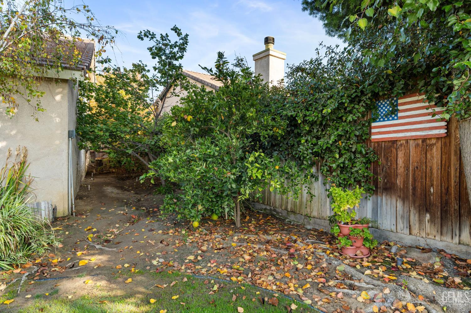 10113 Thistledown Lane