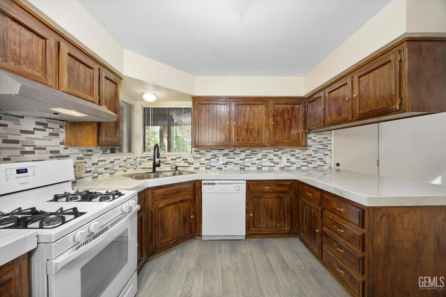 2005 Springfield Avenue