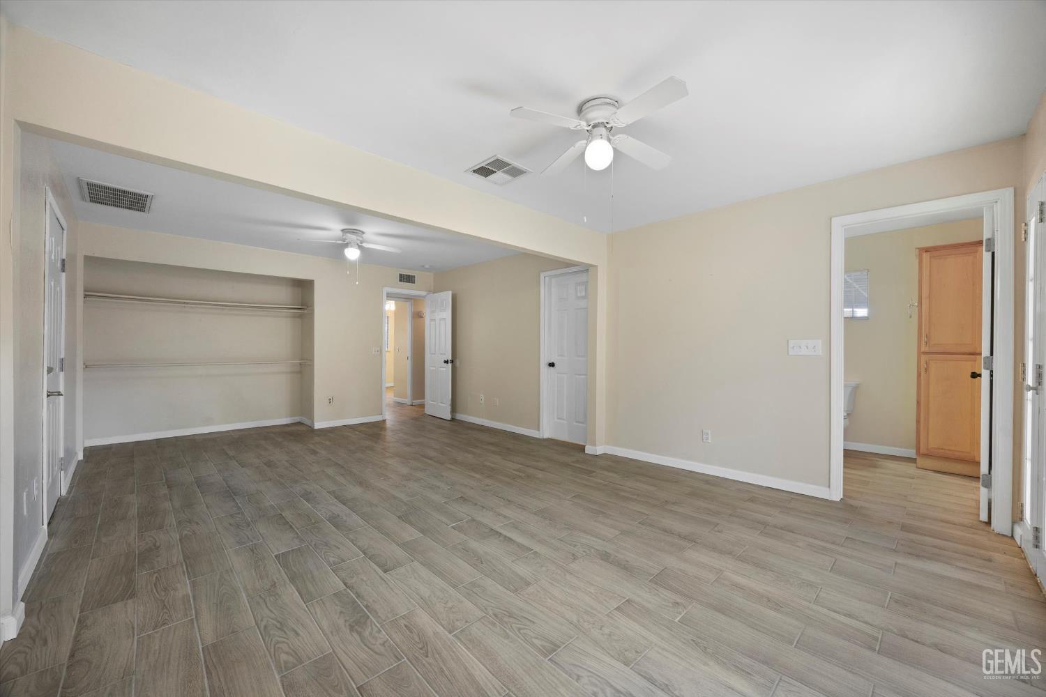 2005 Springfield Avenue