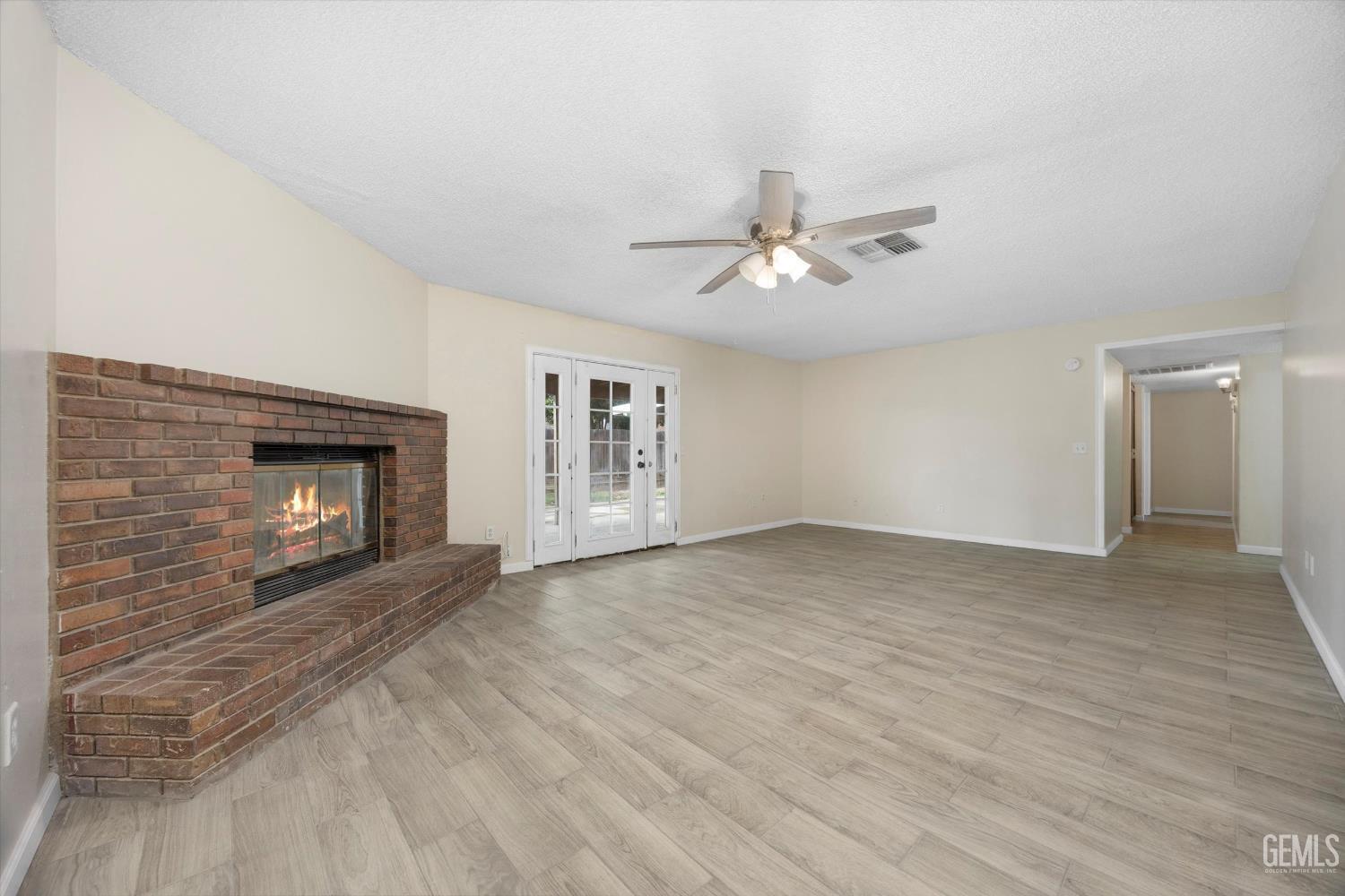 2005 Springfield Avenue