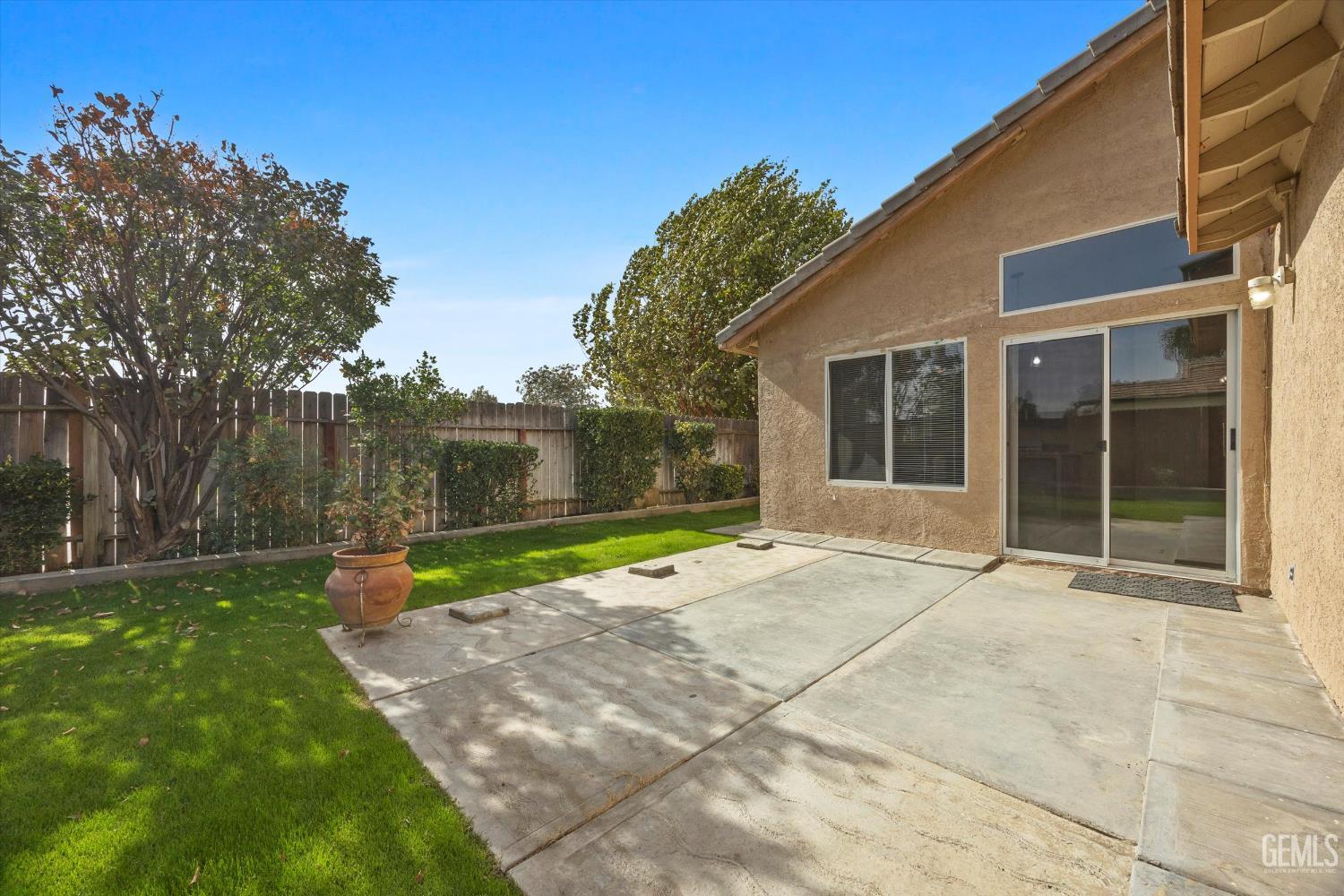 6008 California Spring Drive