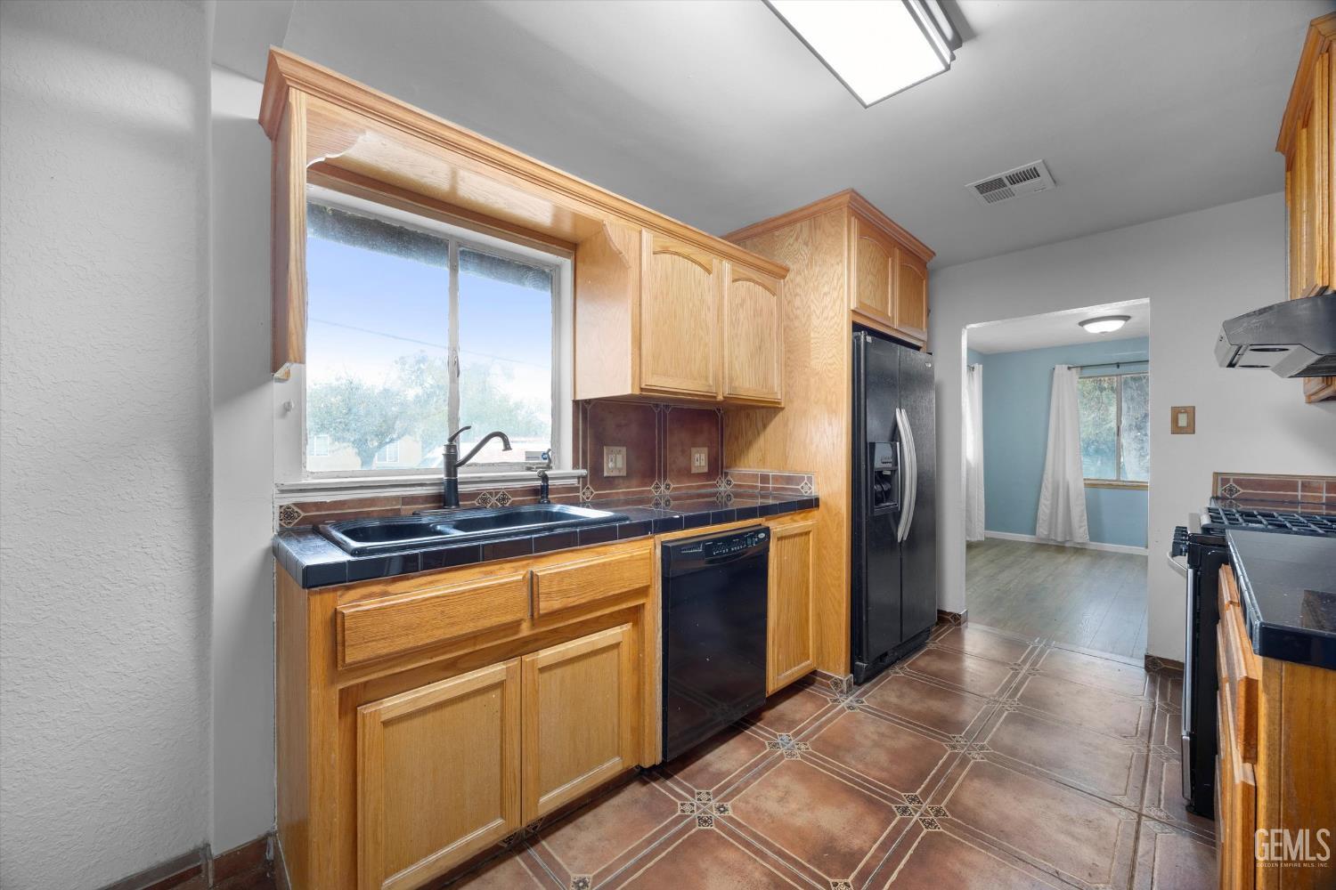 2901 Berkeley Street