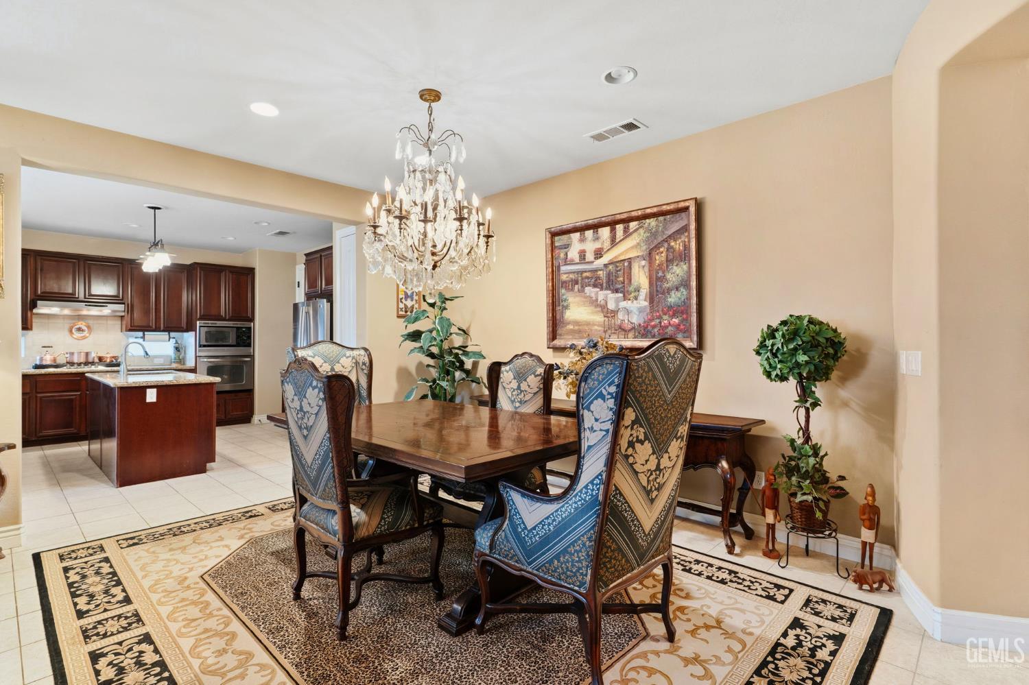 5206 Village Green Lane