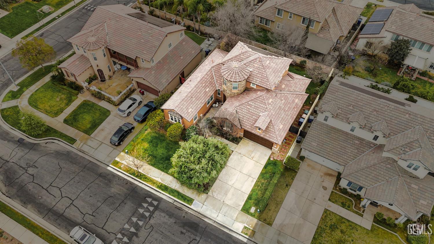 5206 Village Green Lane