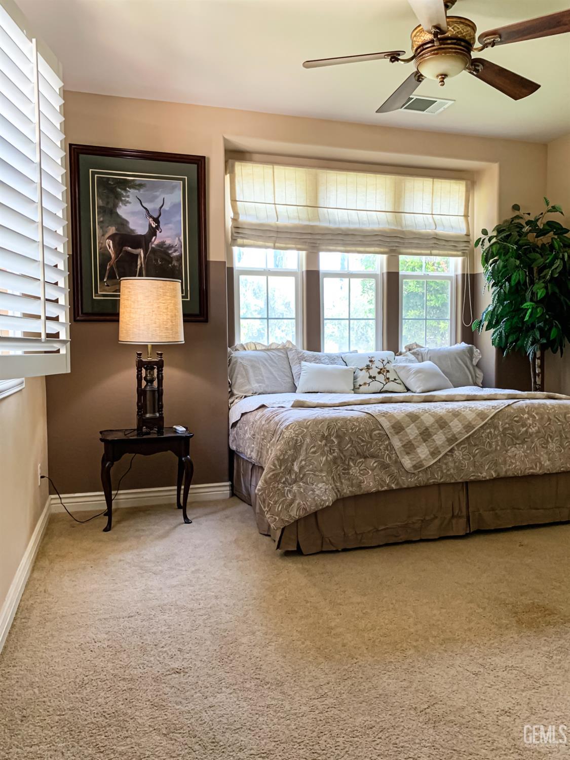 5206 Village Green Lane