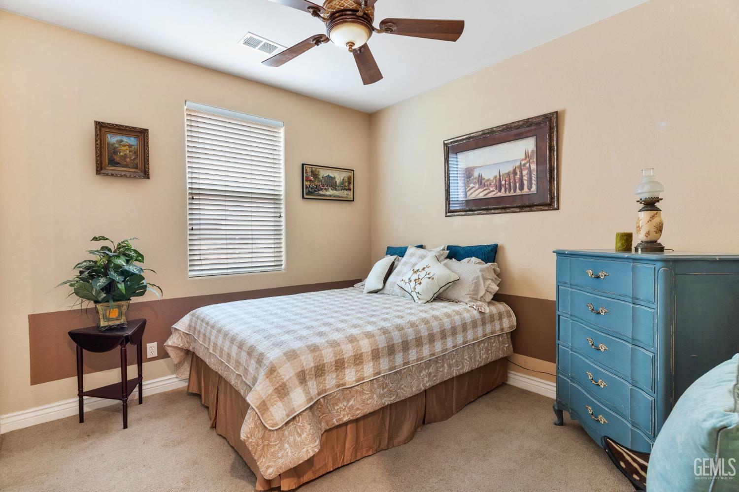 5206 Village Green Lane