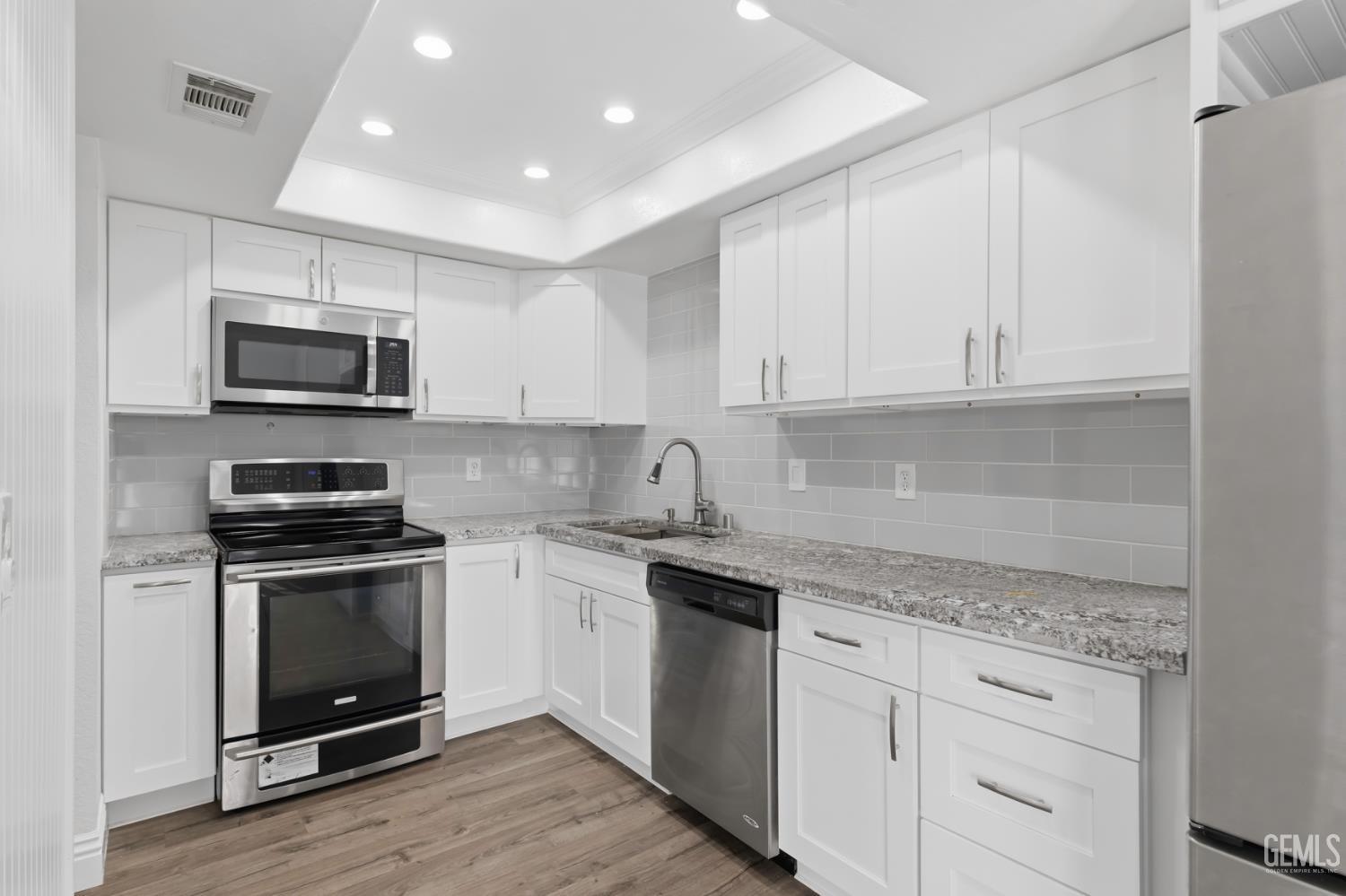 5400 Dunsmuir Road Unit: 23