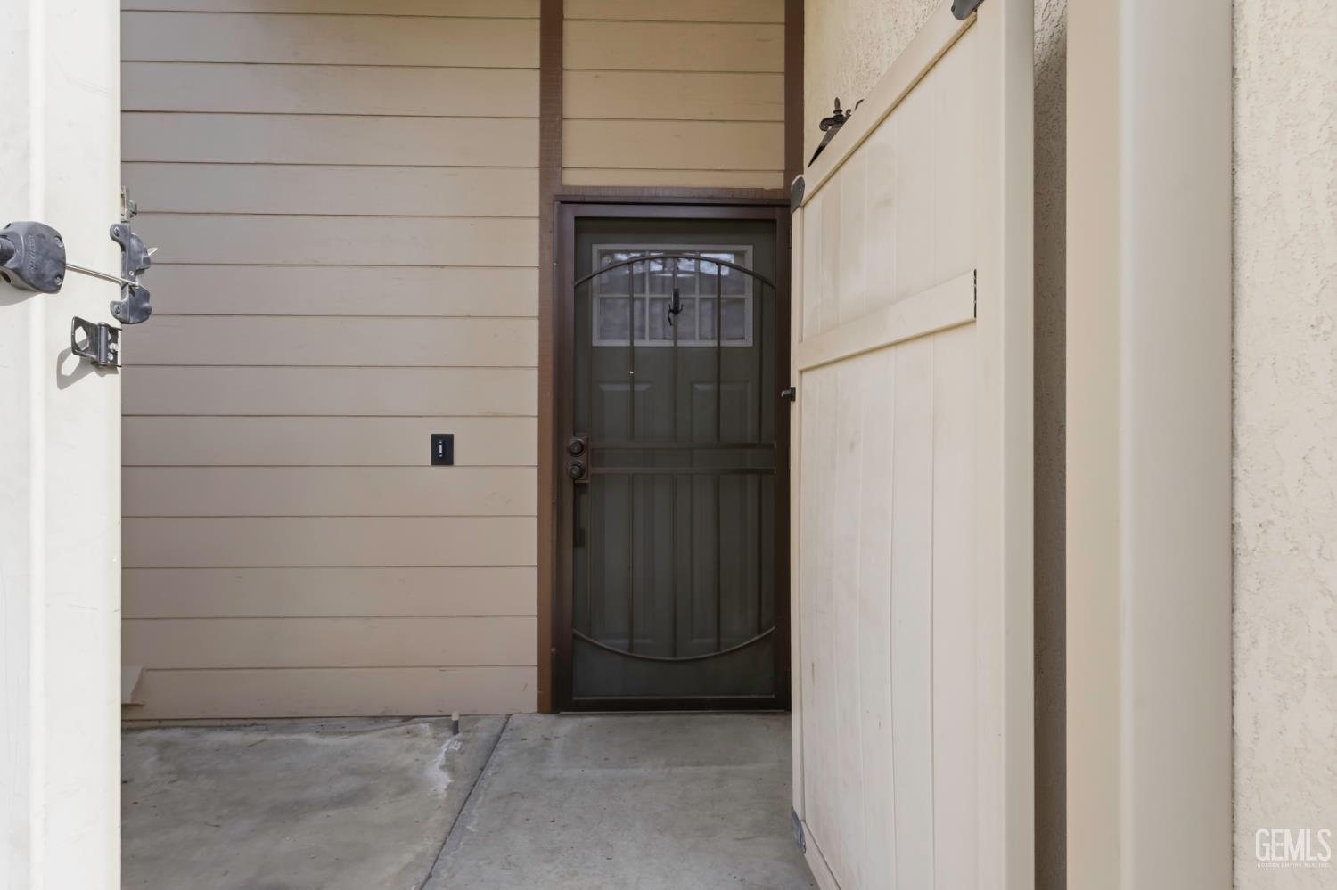5400 Dunsmuir Road Unit: 23