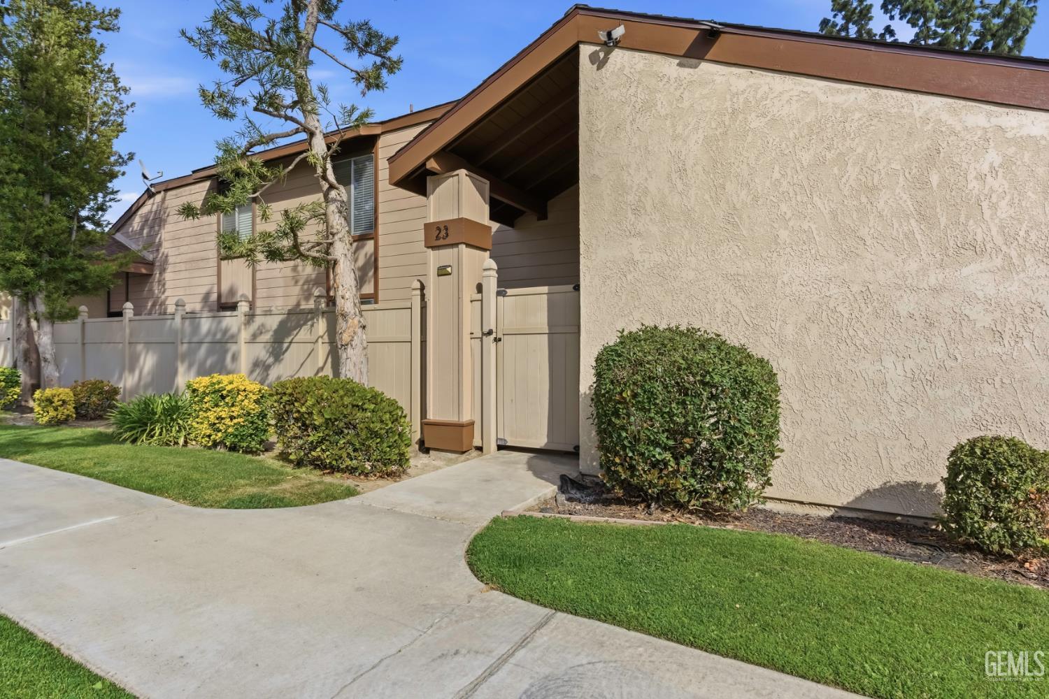 5400 Dunsmuir Road Unit: 23