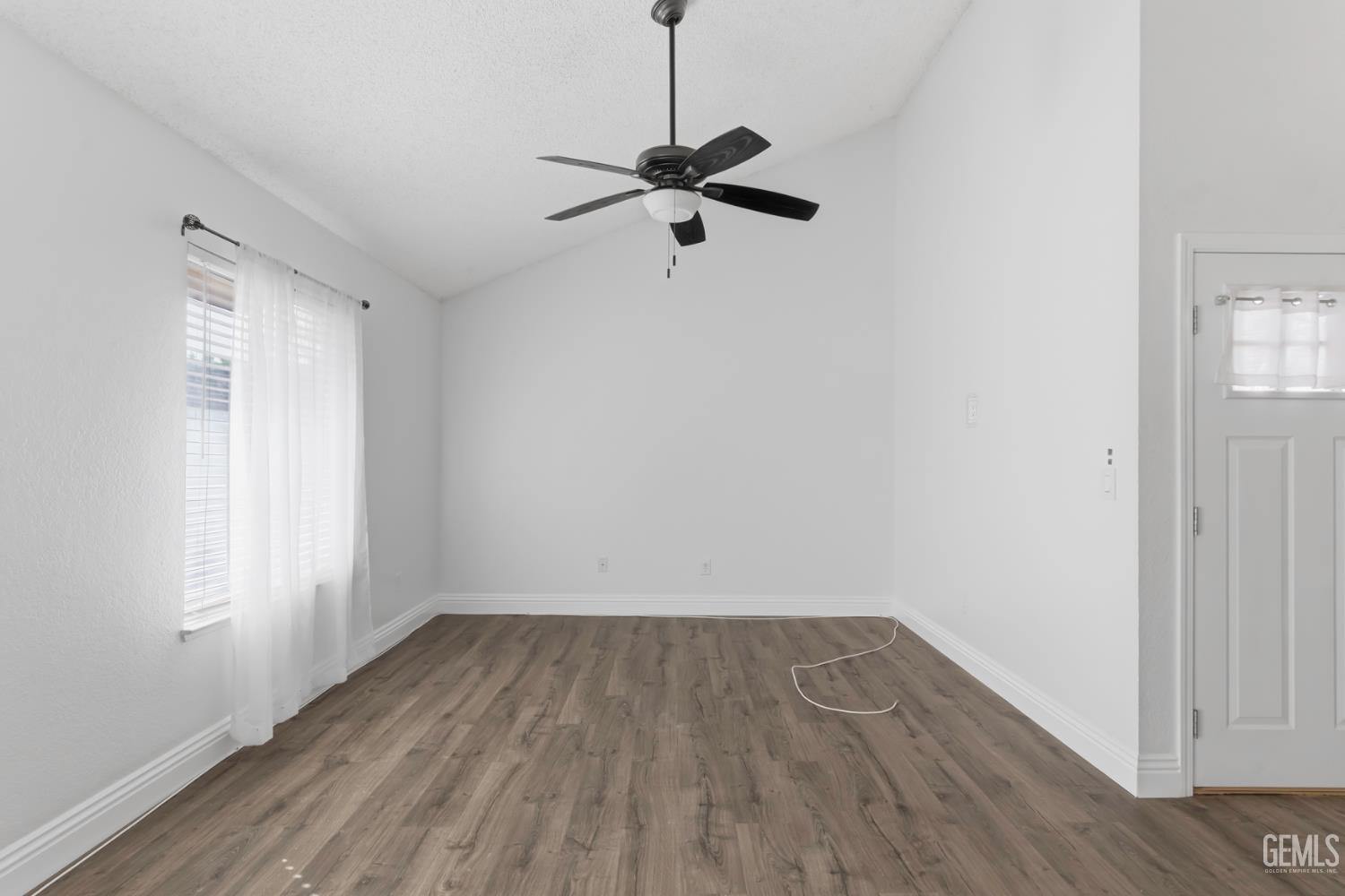 5400 Dunsmuir Road Unit: 23