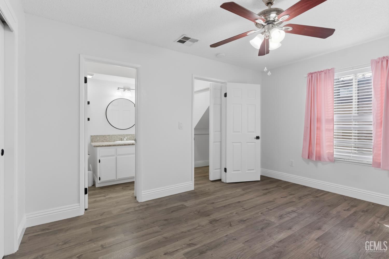 5400 Dunsmuir Road Unit: 23