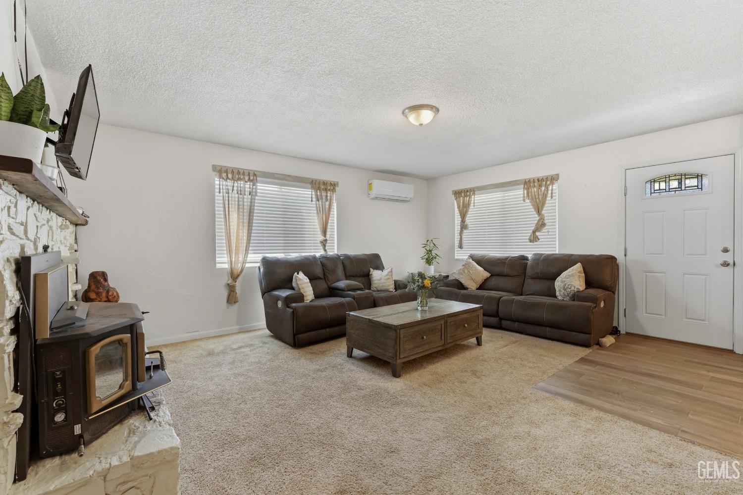 2700 Steensen Street