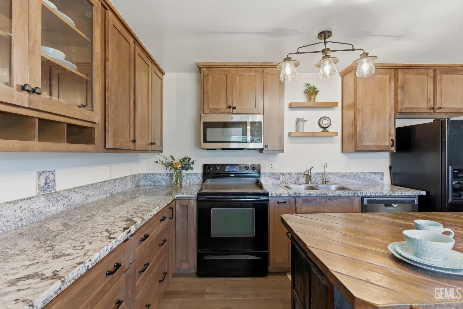 2700 Steensen Street