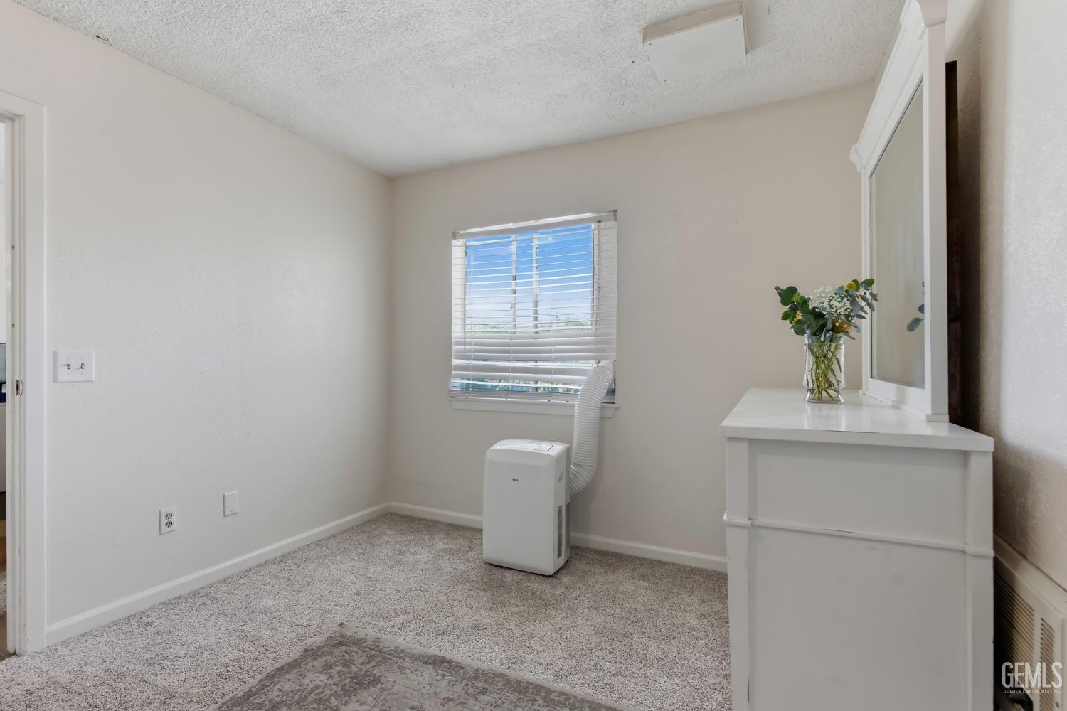 2700 Steensen Street